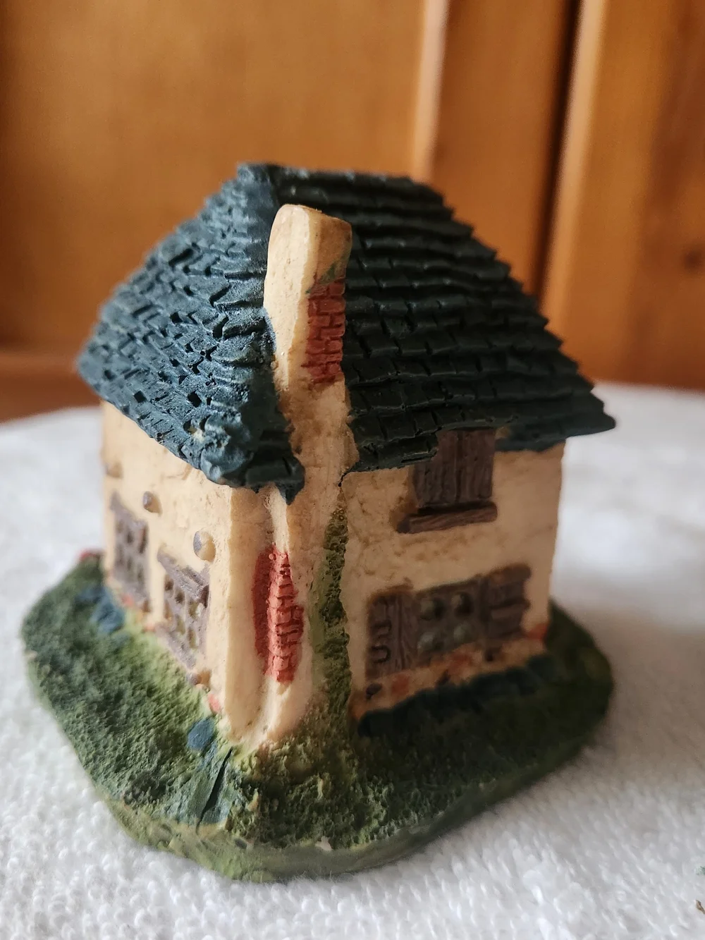 Dickens Miniature Vintage Christmas Village Cottage 